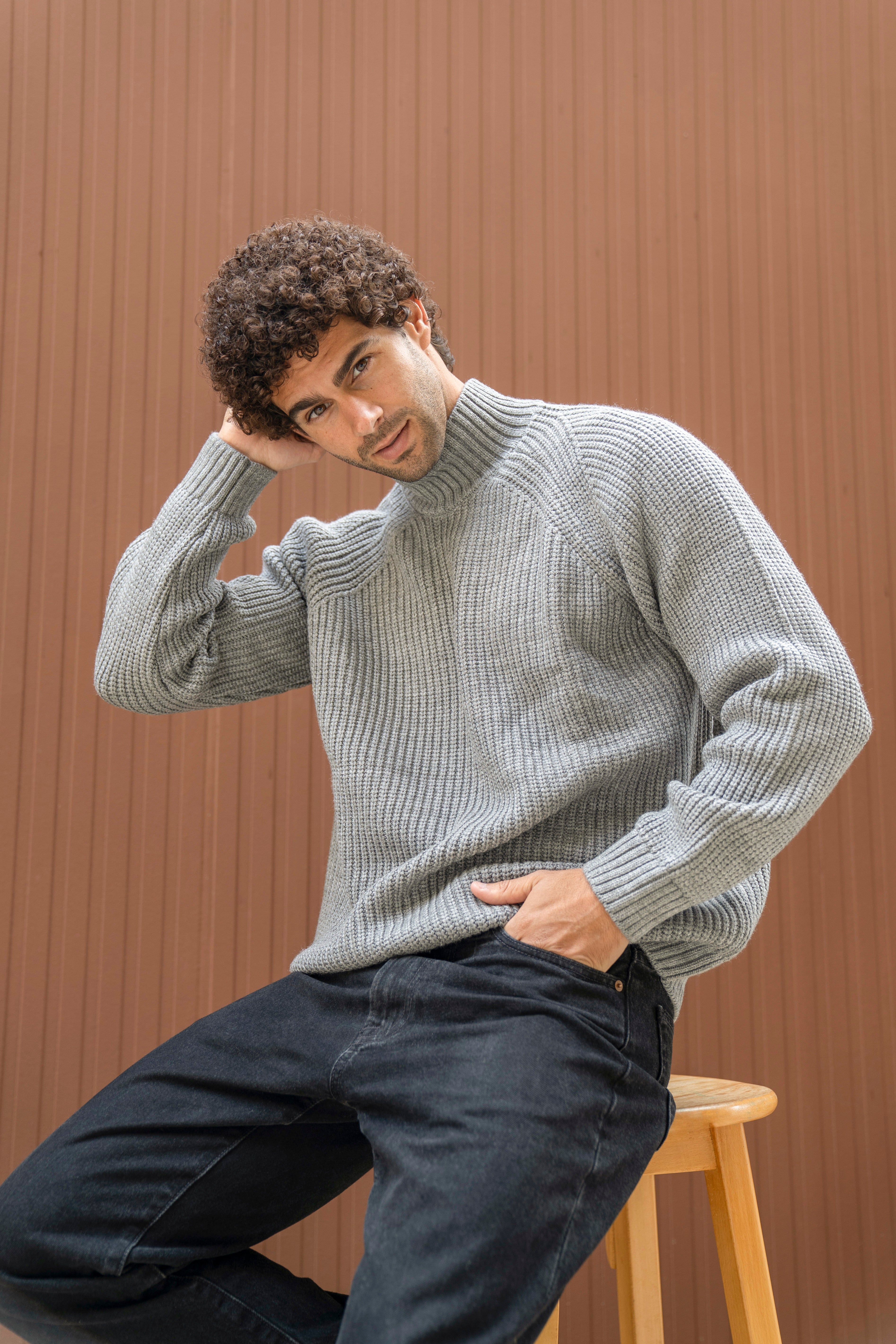 JST Classic Knit Pullover - Grey