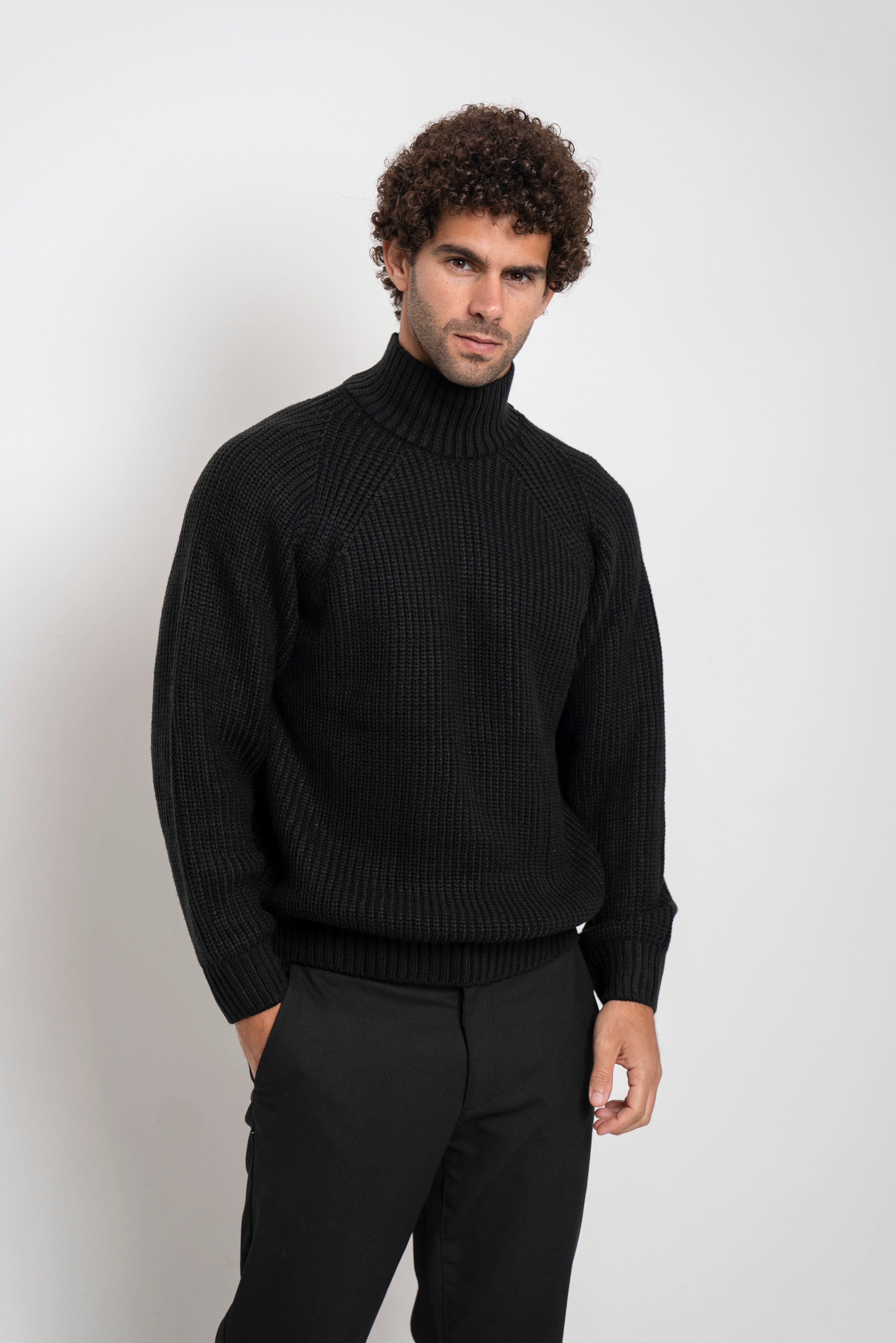 JST Classic Knit Pullover - Black